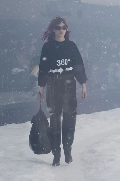 Look 38